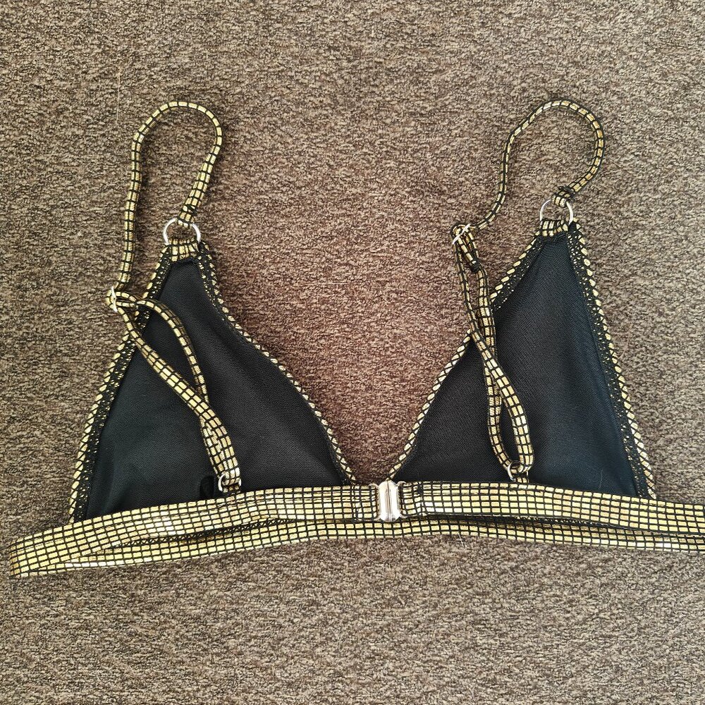 Swimsuit top - Picture 3 of 3